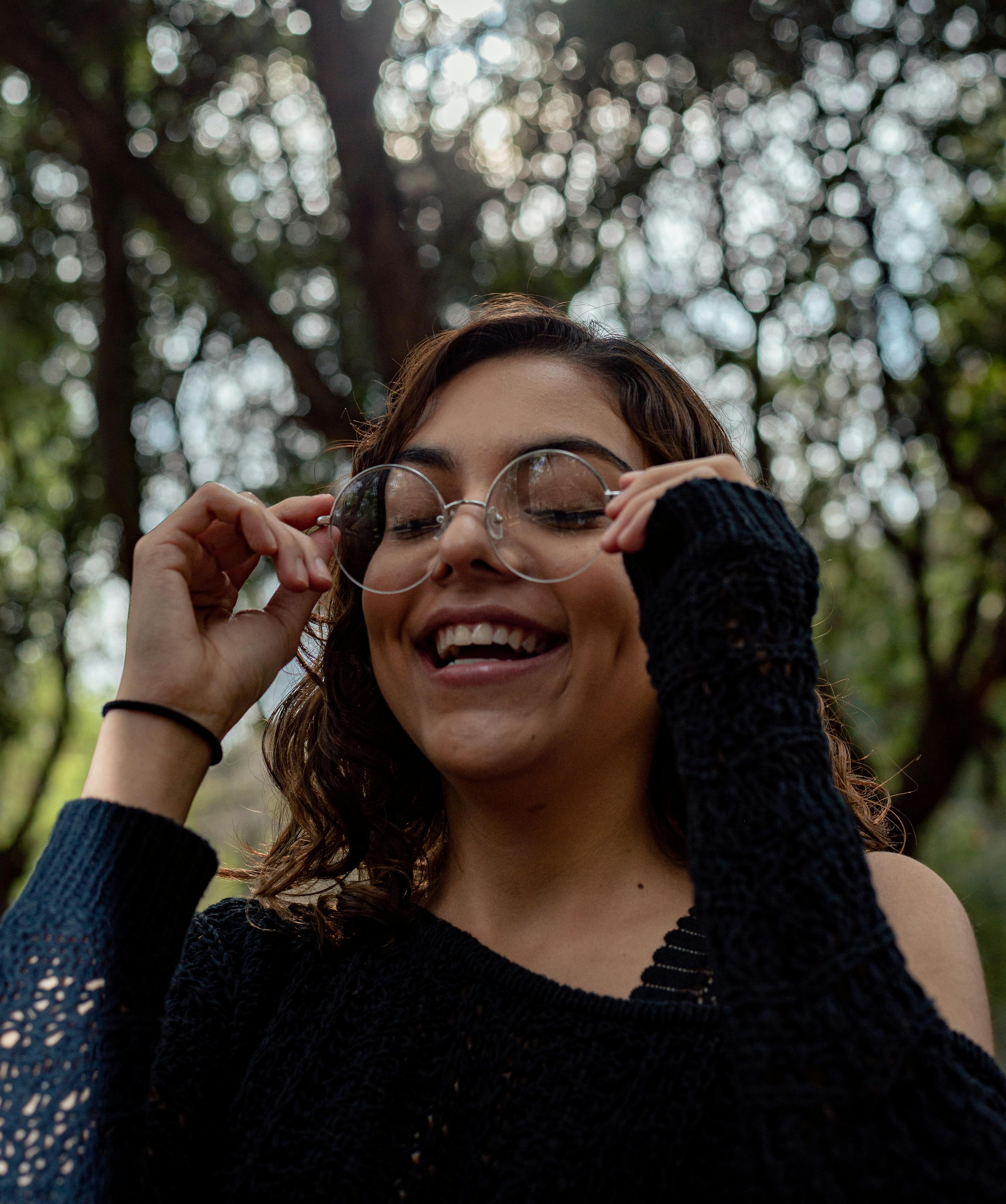 Why ‘Looking Good’ Actually Changes How You Feel