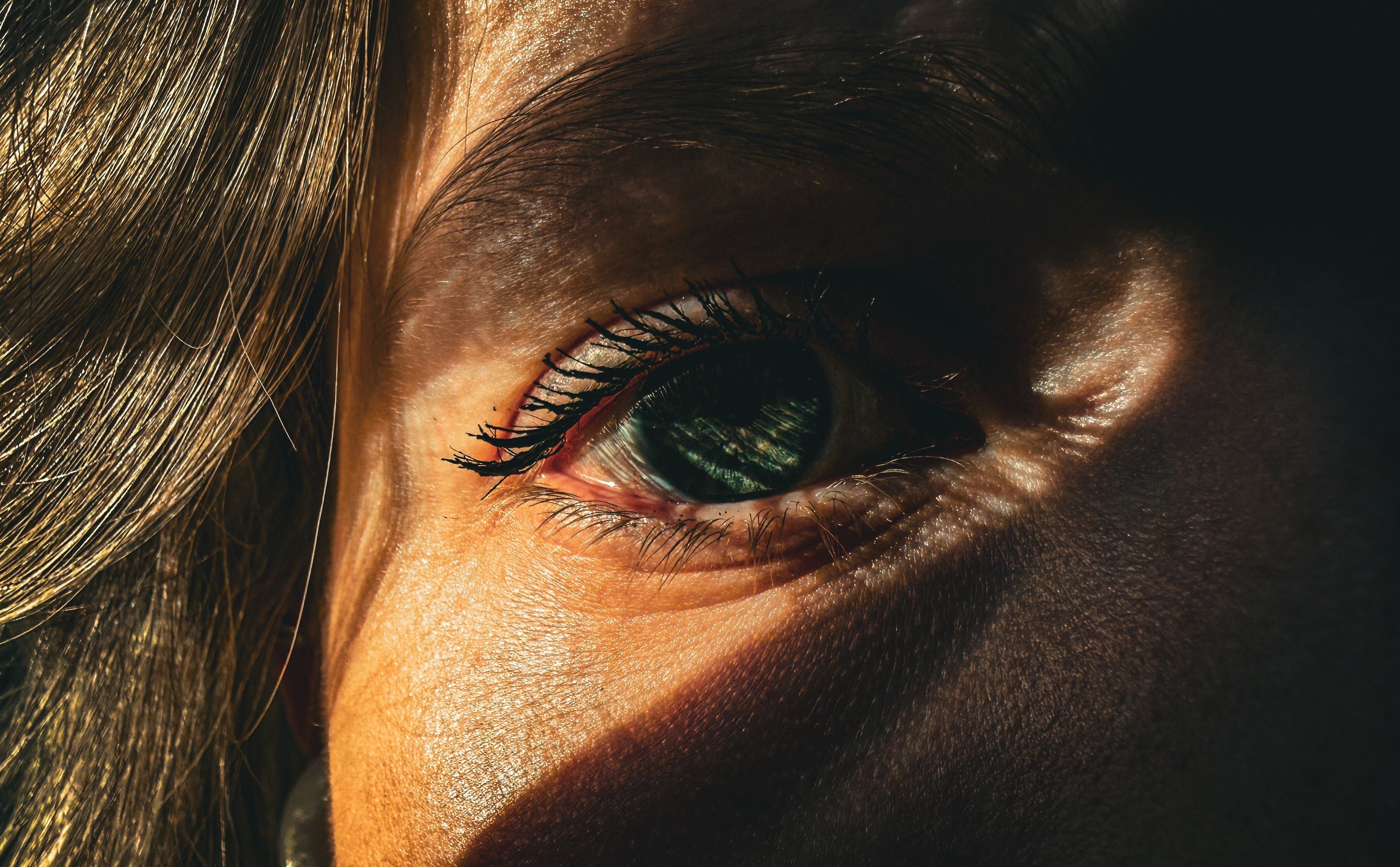 Can Your Eyes Get Sunburnt? (And How To Protect Them)